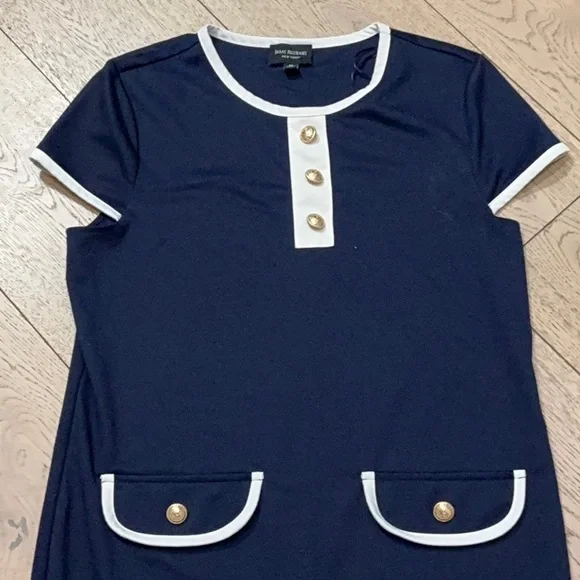 Woman’s Isaac Mizrahi navy with/ white trim pull on dress. Medium.Spring perfect - Picture 2 of 4